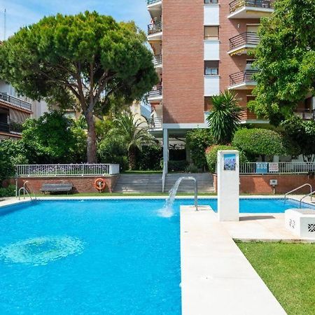Central Beach Apartment With Free Parking And Pool Marbella Exterior photo